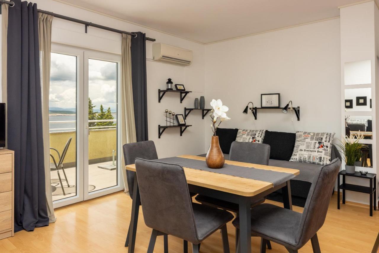 Apartments Claudia Crikvenica Luaran gambar