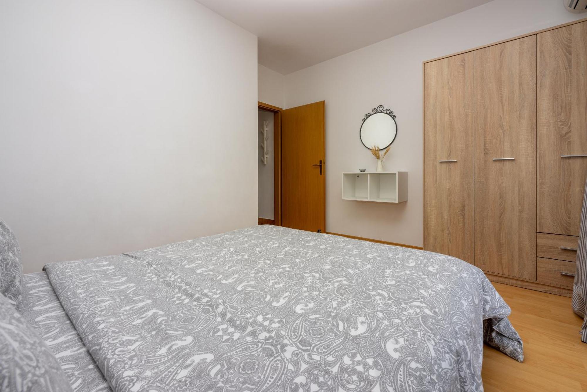 Apartments Claudia Crikvenica Luaran gambar