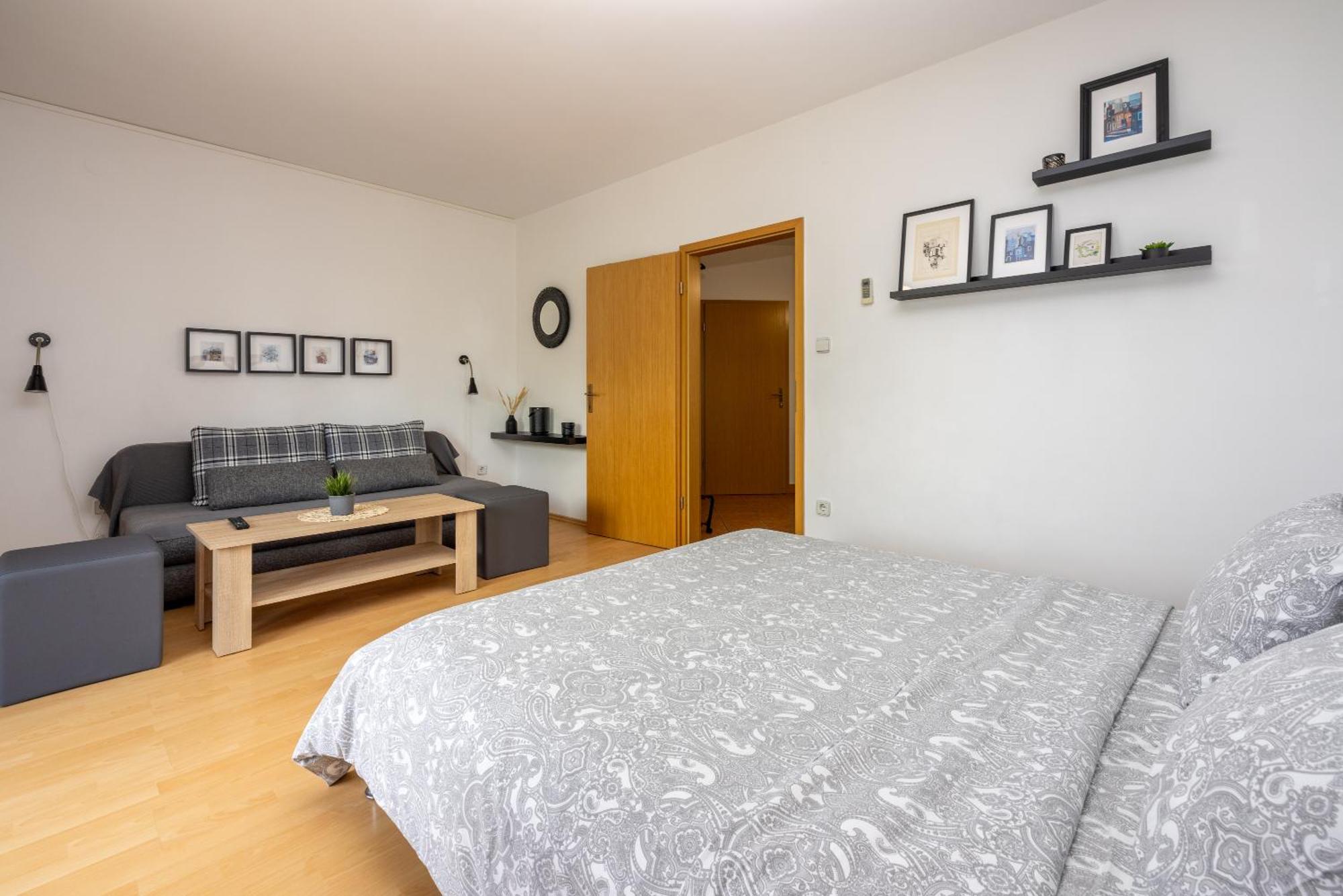 Apartments Claudia Crikvenica Luaran gambar