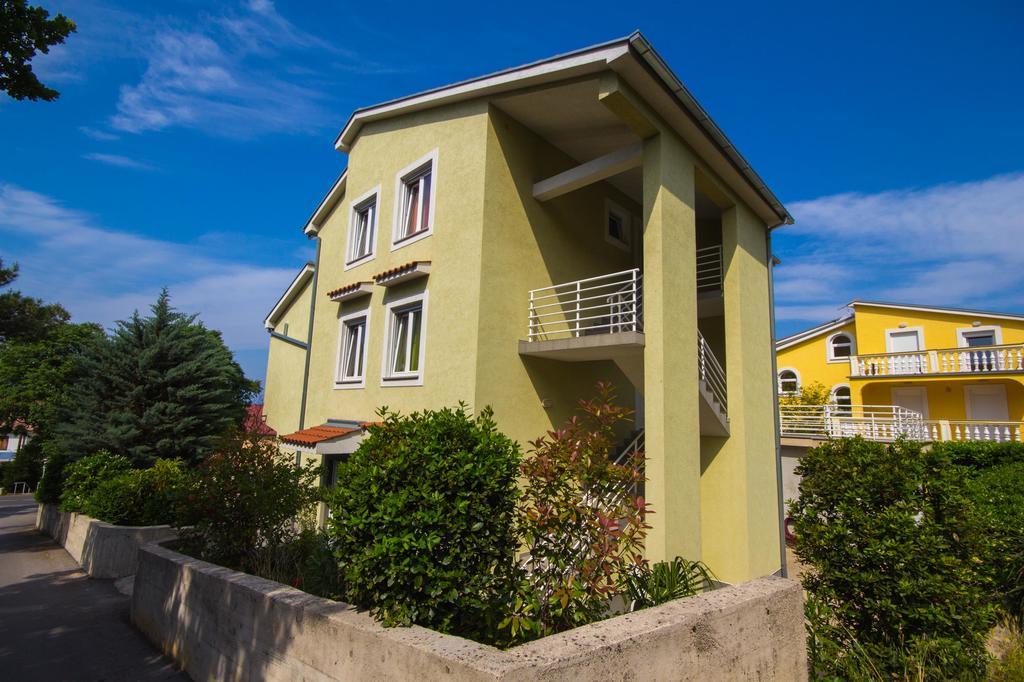 Apartments Claudia Crikvenica Luaran gambar