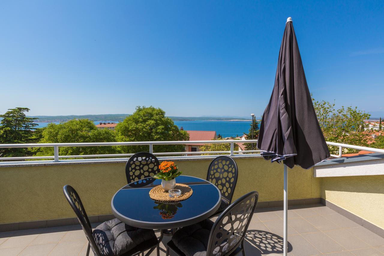 Apartments Claudia Crikvenica Luaran gambar